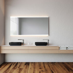 Badspiegel ALAMO ist ein Spiegel mit einer Beleuchtung oben und unten